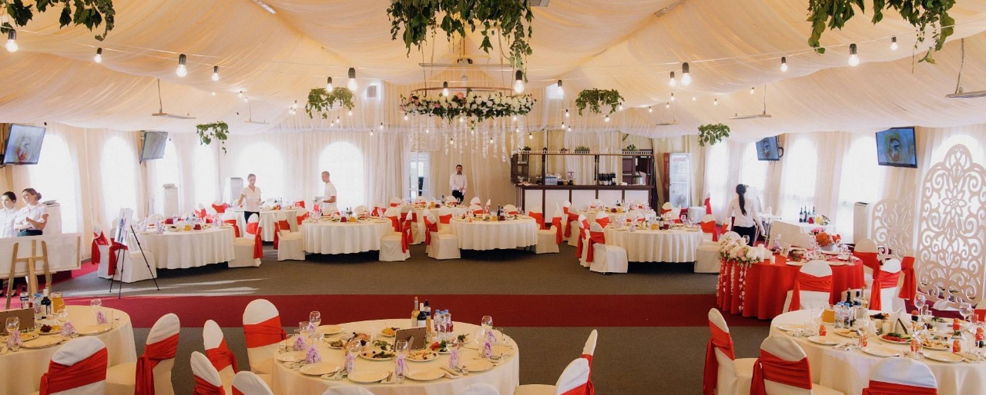 Фотографии летней террасы Большой банкетный шатёр