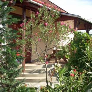 Фотографии гостевого дома
Abádi Karmazsin Ház