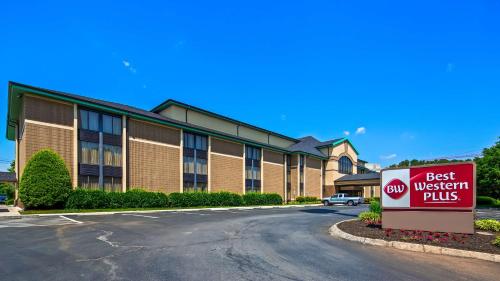 Фотография гостиницы Best Western Plus Knoxville Cedar Bluff