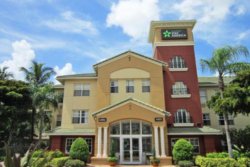 Фотографии гостиницы 
            Extended Stay America Premier Suites - Fort Lauderdale - Cypress Creek - Park North