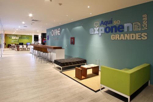 Фотография гостиницы One Periferico Sur