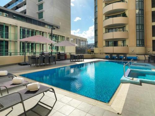 Фотография апарт отеля Adina Serviced Apartments Canberra James Court