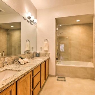Фотография гостевого дома Remodeled and Cozy Incline Village Townhome!