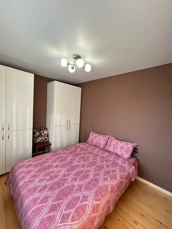 Фотография квартиры Квартира Уютная трехкомнатная на сутки у метро Могилевская, ООО Все рядом