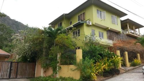 Фотография мини отеля The Valley Oasis Inn