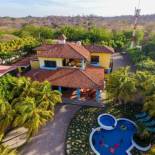 Фотография гостевого дома Luxury Spanish Beachfront Home