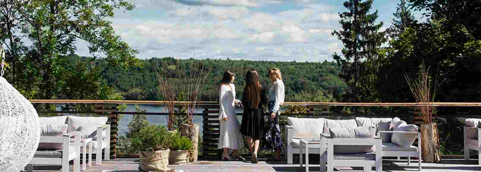 Фотография банкетного зала Открытая терраса Вилла Плёс