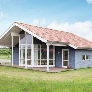 Фотографии гостевого дома
Three-Bedroom Holiday home in Ulfborg 33