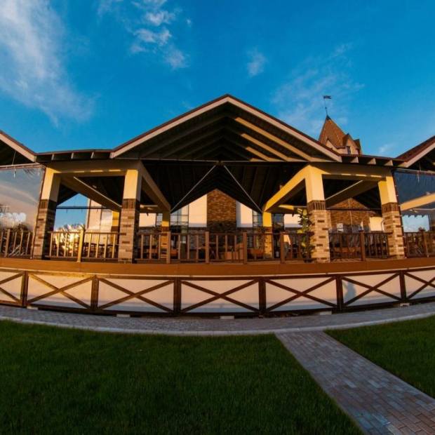 Фотографии гостиницы
За поводом