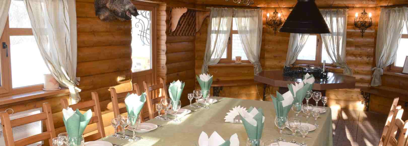 Фотография банкетного зала Охотничий домик