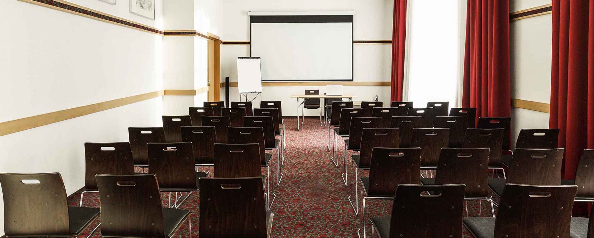 Фотографии конференц-зала Большой зал Azimut Отель Бауман Казань