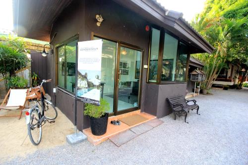 Фотография гостевого дома Seascape Resort Baan Krood