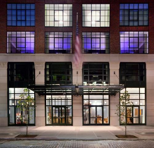 Фотография гостиницы Crosby Street Hotel