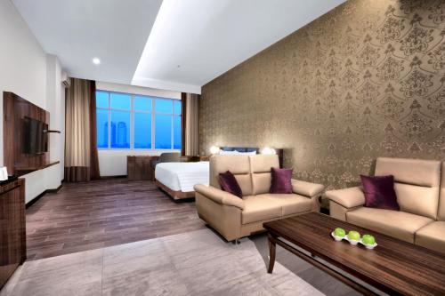 Фотография гостиницы favehotel S. Parman Medan