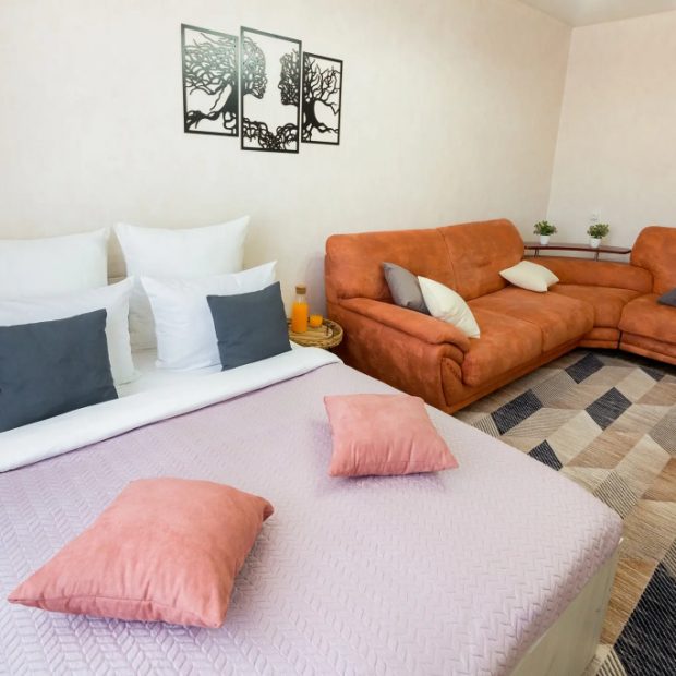 Фотографии квартиры 
            Апартаменты Двушка в самом центре Иркутска для 6ти человек