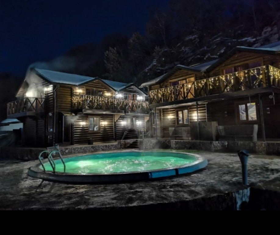 Фотография Коттеджа Частный дом с баней и открытым бассейном