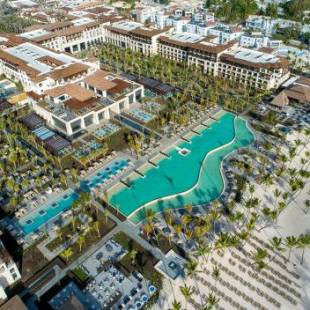 Фотографии гостиницы 
            Unique Club at Lopesan Costa Bávaro Resort