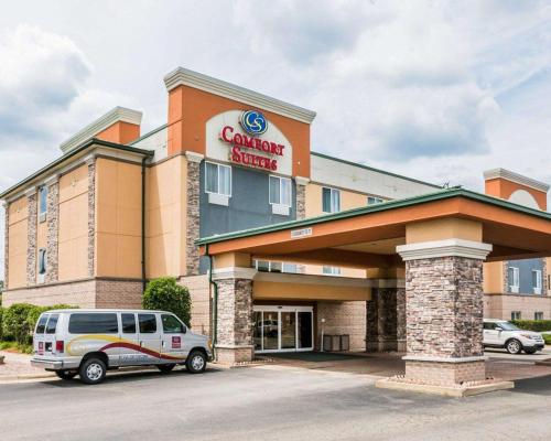 Фотография гостиницы Comfort Suites - Southgate Detroit