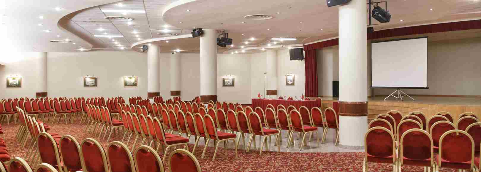 Фотография конференц-зала Волга