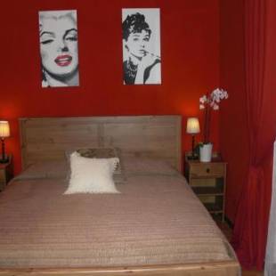 Фотографии мини отеля
La Maison Blanche