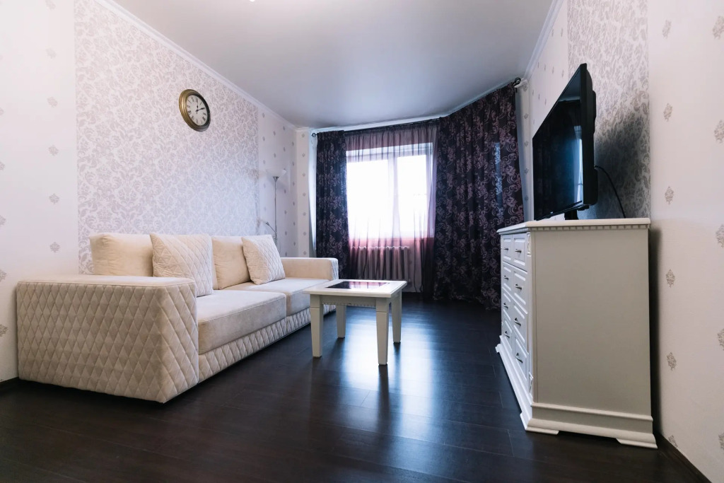 Фотография квартиры Квартира Просторная в Элегантном Классическом Стиле Напротив Тц Обними