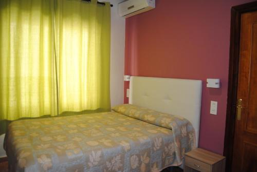 Фотография гостевого дома Hostal Rocamar