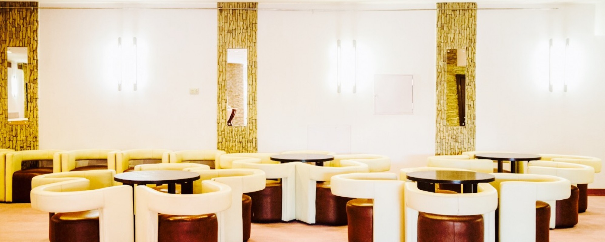 Фотографии банкетного зала Холл Толстой