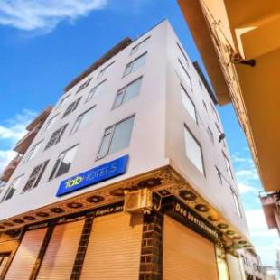 Фотографии гостиницы
FabHotel The Lodge Bani Park