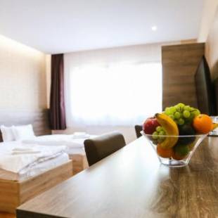 Фотографии мини отеля
Madison Village