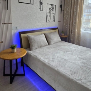 Фотография квартиры Квартира Уютная чистая с панорамным остеклением