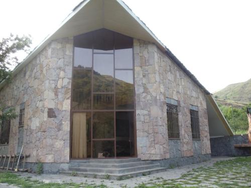 Фотография гостевого дома Hermonatun