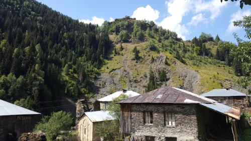 Фотографии мини отеля
Raul Lushnu Darbaz