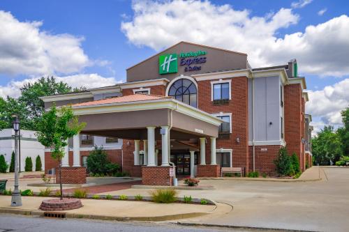 Фотография гостиницы Holiday Inn Express & Suites - South Bend - Notre Dame Univ.