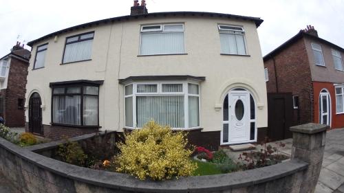 Фотография квартиры Air Host and Stay - Strawberry Field House