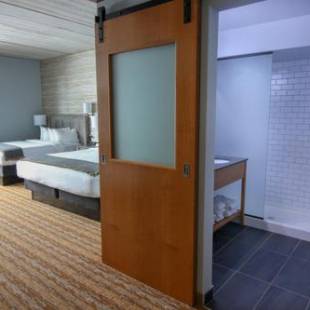 Фотографии гостиницы
Pier B Resort