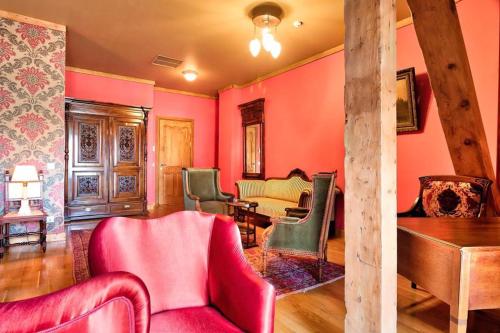 Фотографии гостиницы
Writers' House Residency