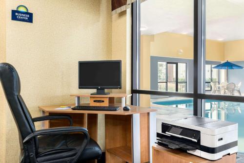 Фотография гостиницы Days Inn by Wyndham Fargo