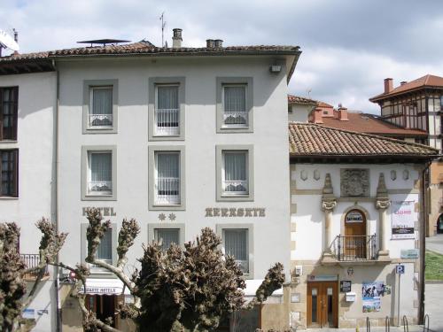 Фотография гостиницы Hotel Arrasate