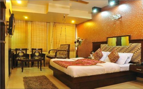 Фотографии гостиницы 
            Staybook - ShivDev International New Delhi