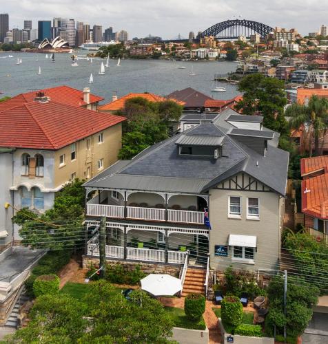 Фотография гостевого дома Cremorne Point Manor