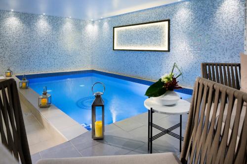 Фотография гостиницы Les Matins de Paris & Spa