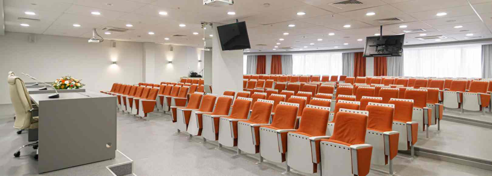 Фотография конференц-зала Конгресс-центр Ока