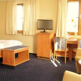 Фотографии гостиницы
Hotel Gasthof Kreuz