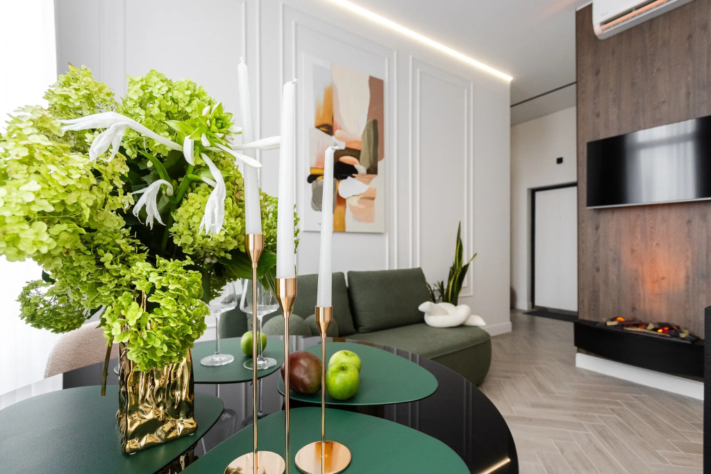 Фотография квартиры Апартаменты с высокими потолками, отдельной спальней, балконом и парковкой от АртАпарт