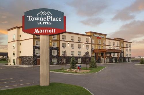 Фотография гостиницы TownePlace Suites by Marriott Red Deer