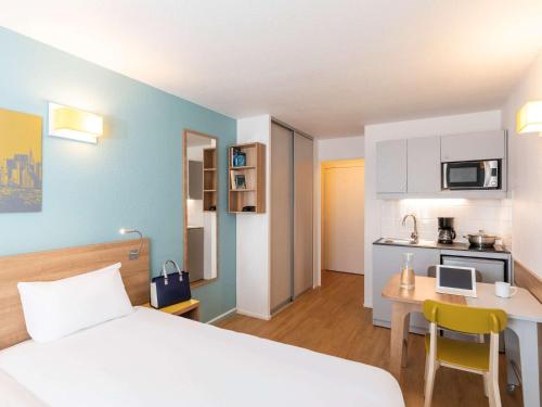 Фотография апарт отеля Aparthotel Adagio Access La Défense - Place Charras