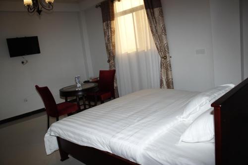 Фотография гостиницы Kenlon Hotel