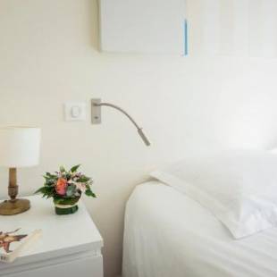 Фотографии мини отеля
Les Suites de Catherine, la 35