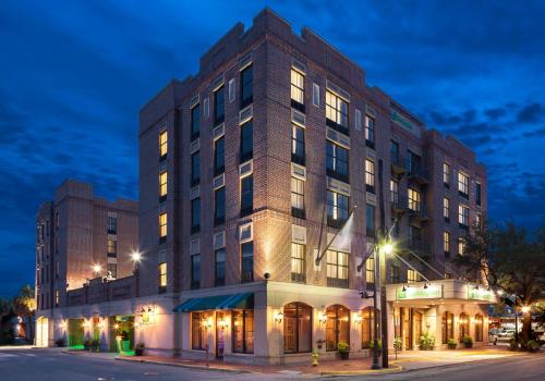 Фотография гостиницы Holiday Inn Savannah Historic District, an IHG Hotel