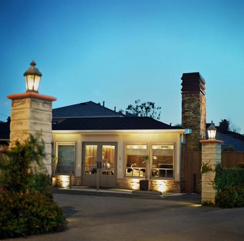 Фотография гостиницы Brentwood Inn